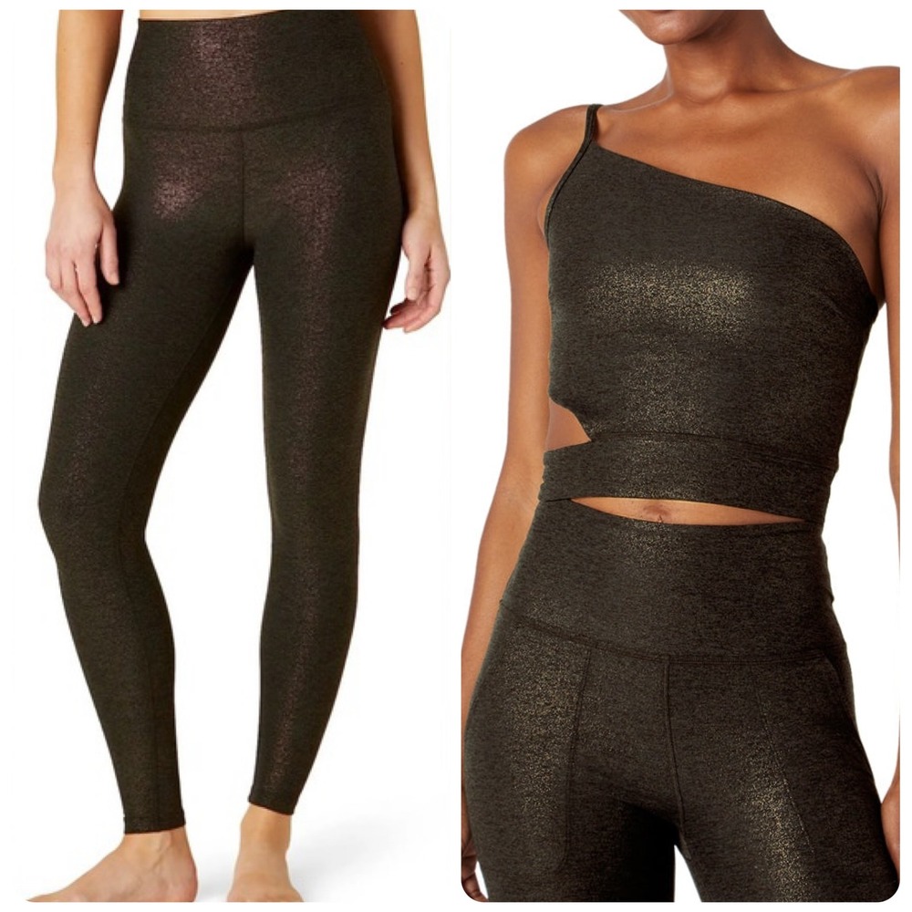 Beyond Yoga SoftShine Wanderlust Gold Speckled Black Bra Legging Set Size Medium